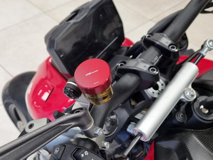 TF885 - CNC RACING Ducati / MV Agusta Clutch Fluid Tank Cap "Streaks" (M34x4) – Accessories in the Motoraider Motorcycle Aftermarket Accessories and Parts Online Shop