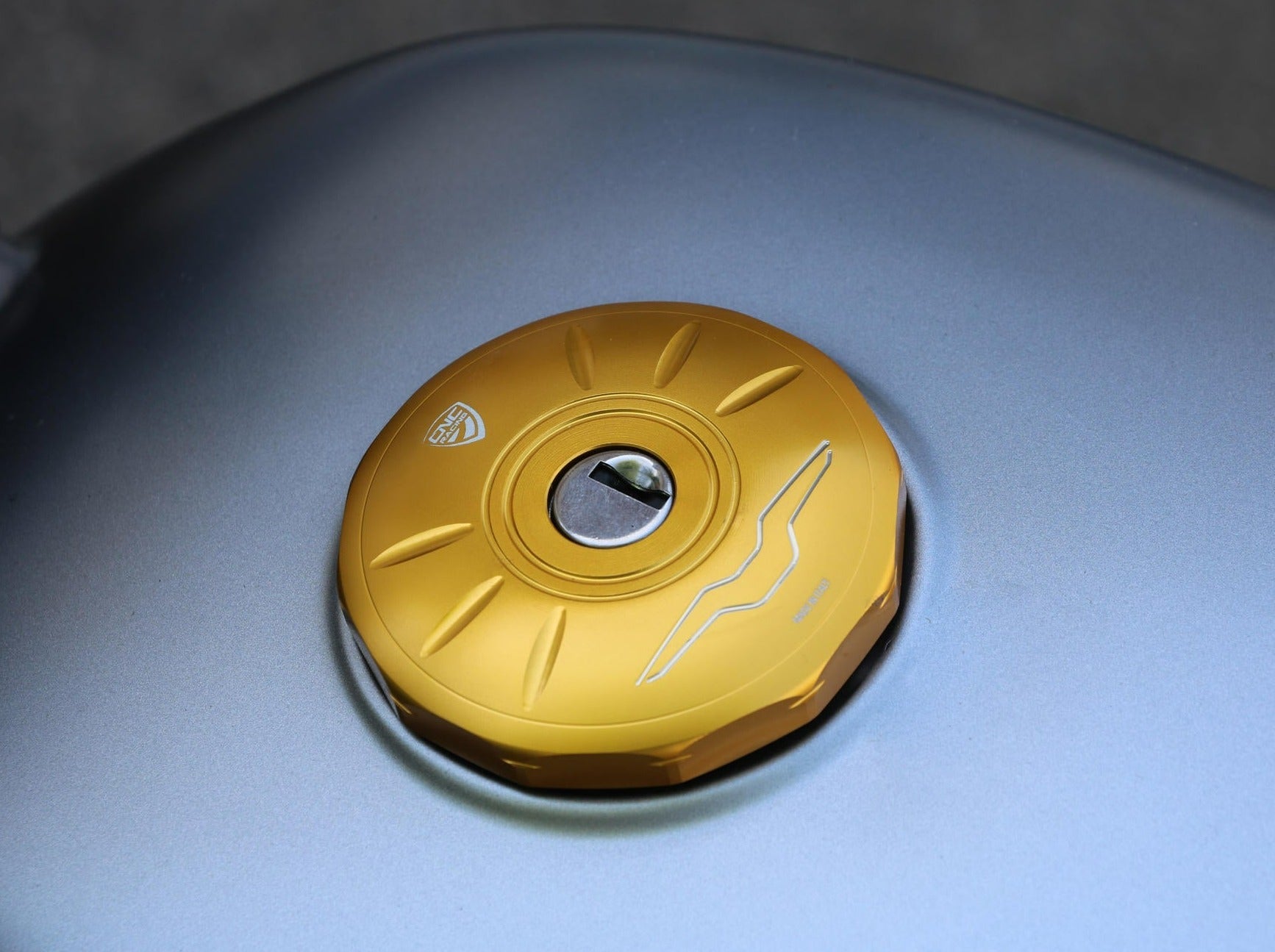 TS101 - CNC RACING Moto Guzzi V7 Stone (2019+) Fuel Tank Cap – Accessories in the Motoraider Motorcycle Aftermarket Accessories and Parts Online Shop