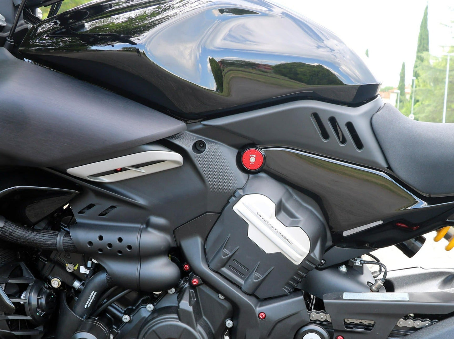 TT373 - CNC RACING Ducati Diavel V4 (2023+) Frame Plugs – Accessories in the Motoraider Motorcycle Aftermarket Accessories and Parts Online Shop