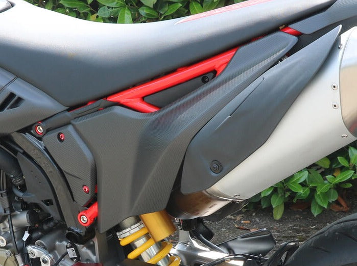 ZA277 - CNC RACING Ducati Hypermotard 698 Mono (2024+) Carbon Rear Subframe Covers – Accessories in the Motoraider Motorcycle Aftermarket Accessories and Parts Online Shop
