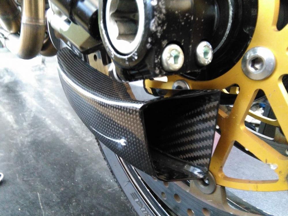 ZA701 - CNC RACING Ducati Monster / Multistrada Carbon Front Brake Cooling System "GP Ducts" – Accessories in the Motoraider Motorcycle Aftermarket Accessories and Parts Online Shop