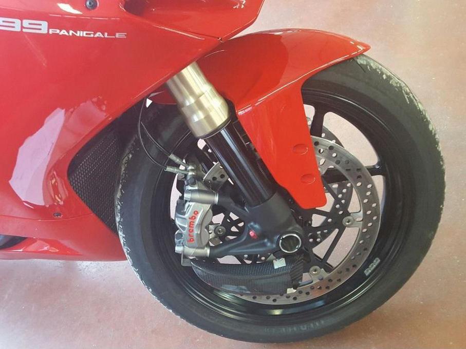 ZA701 - CNC RACING Ducati Hypermotard 1100 Evo SP Carbon Front Brake Cooler "GP Ducts" – Accessories in the Motoraider Motorcycle Aftermarket Accessories and Parts Online Shop
