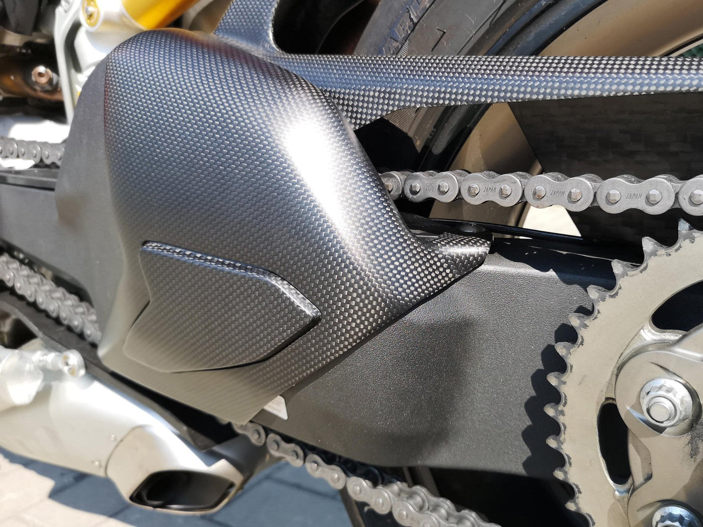ZA864 - CNC RACING Ducati Panigale V4 (18/24) Carbon Swingarm Cover – Accessories in the Motoraider Motorcycle Aftermarket Accessories and Parts Online Shop