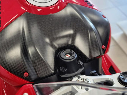 ZA871 - CNC RACING Ducati Panigale V4 (22/24) Carbon Fuel Tank Cover – Accessories in the Motoraider Motorcycle Aftermarket Accessories and Parts Online Shop