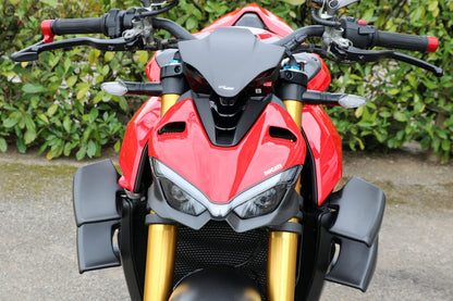 ZA303 - CNC RACING Ducati Streetfighter V4/V2 Carbon Winglets Kit – Accessories in the Motoraider Motorcycle Aftermarket Accessories and Parts Online Shop