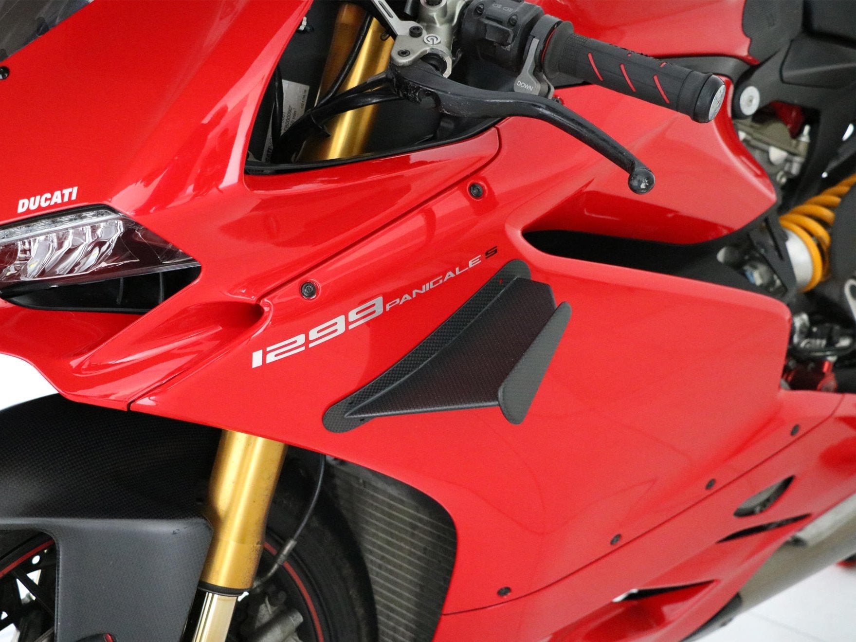 ZW001 - CNC RACING Ducati Panigale (12/19) MotoGP Carbon Aerodynamic Winglets – Accessories in the Motoraider Motorcycle Aftermarket Accessories and Parts Online Shop