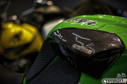 CARBON2RACE Kawasaki ZX-10R (2011+) Carbon Fuel Tank Sliders – Accessories in the 2WheelsHero Motorcycle Aftermarket Accessories and Parts Online Shop