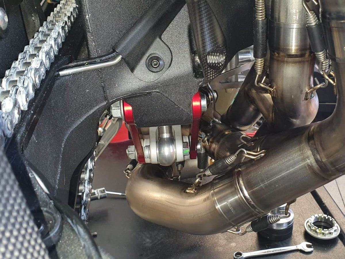 ADR08 - DBK Ducati Panigale V4 / Streetfighter V4 (18/24) Rear Reaction Rods – Accessories in the Motoraider Motorcycle Aftermarket Accessories and Parts Online Shop