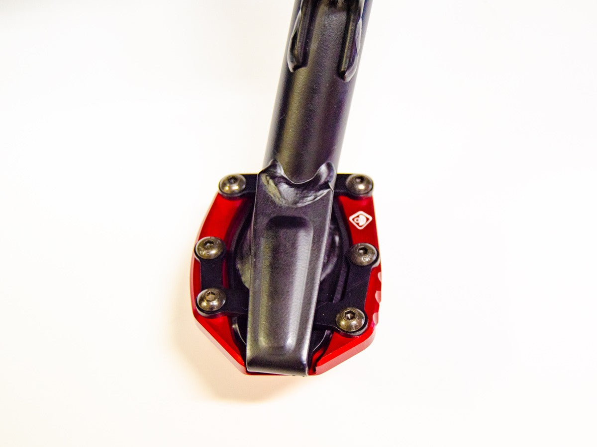 BAC06 - DUCABIKE Ducati Diavel V4 (2023+) Kickstand Pad – Accessories in the Motoraider Motorcycle Aftermarket Accessories and Parts Online Shop
