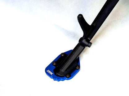 BAC09 - DUCABIKE BMW R1300GS (2024+) Kickstand Pad – Accessories in the Motoraider Motorcycle Aftermarket Accessories and Parts Online Shop