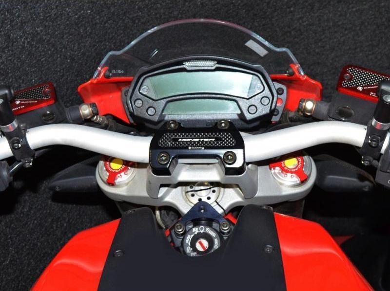 BM07 - DUCABIKE Ducati Monster 796/1100 Handlebar Clamp – Accessories in the Motoraider Motorcycle Aftermarket Accessories and Parts Online Shop