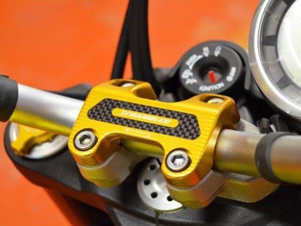BM08 - DUCABIKE Ducati Scrambler Handlebar Clamp (22 mm) – Accessories in the Motoraider Motorcycle Aftermarket Accessories and Parts Online Shop