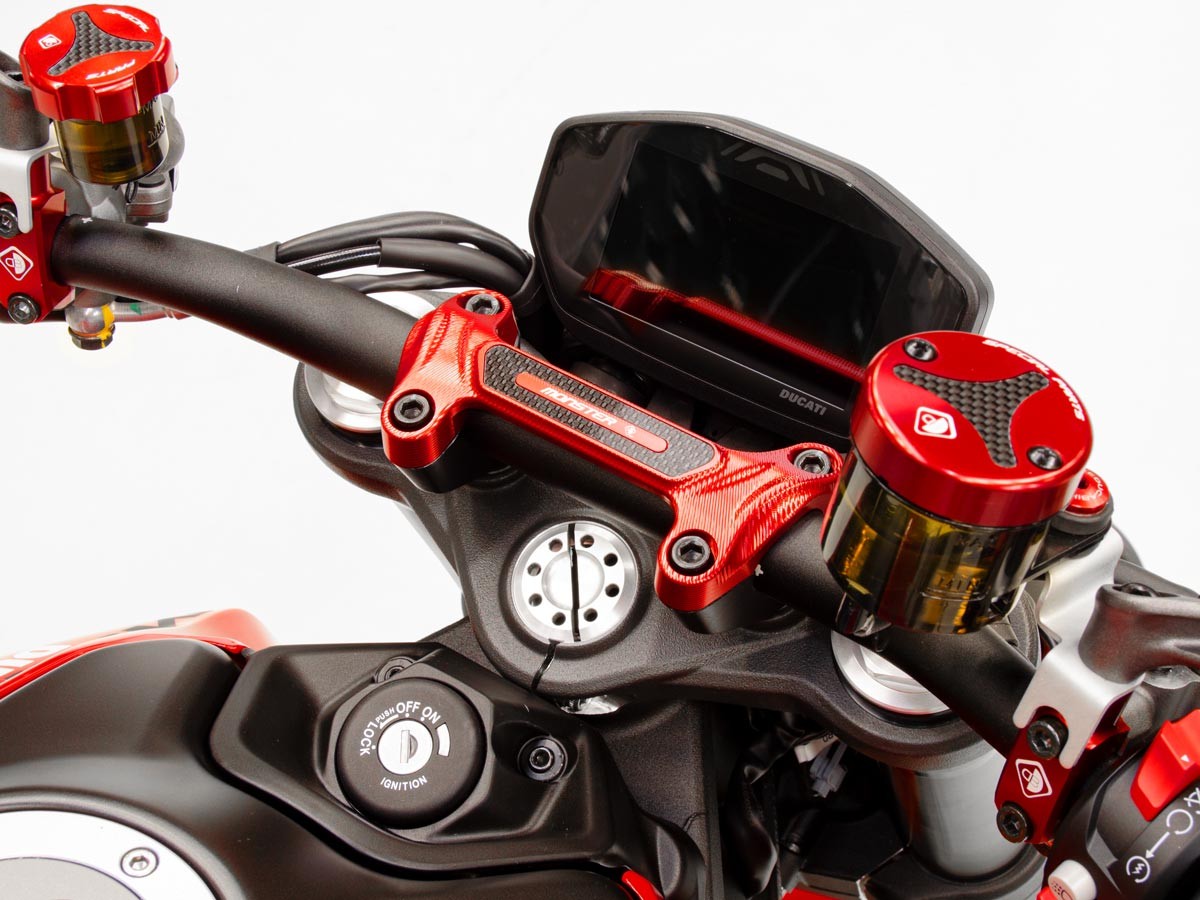 BM16 - DUCABIKE Ducati Monster 950 (2021+) Handlebar Clamp – Accessories in the Motoraider Motorcycle Aftermarket Accessories and Parts Online Shop