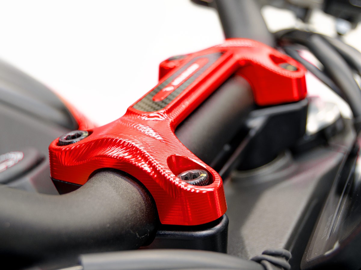 BM16 - DUCABIKE Ducati Monster 950 (2021+) Handlebar Clamp – Accessories in the Motoraider Motorcycle Aftermarket Accessories and Parts Online Shop