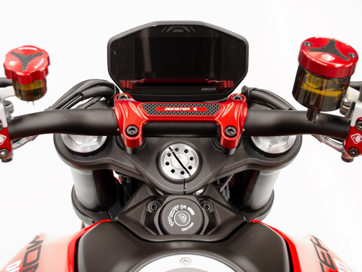 BM16 - DUCABIKE Ducati Monster 950 (2021+) Handlebar Clamp – Accessories in the Motoraider Motorcycle Aftermarket Accessories and Parts Online Shop