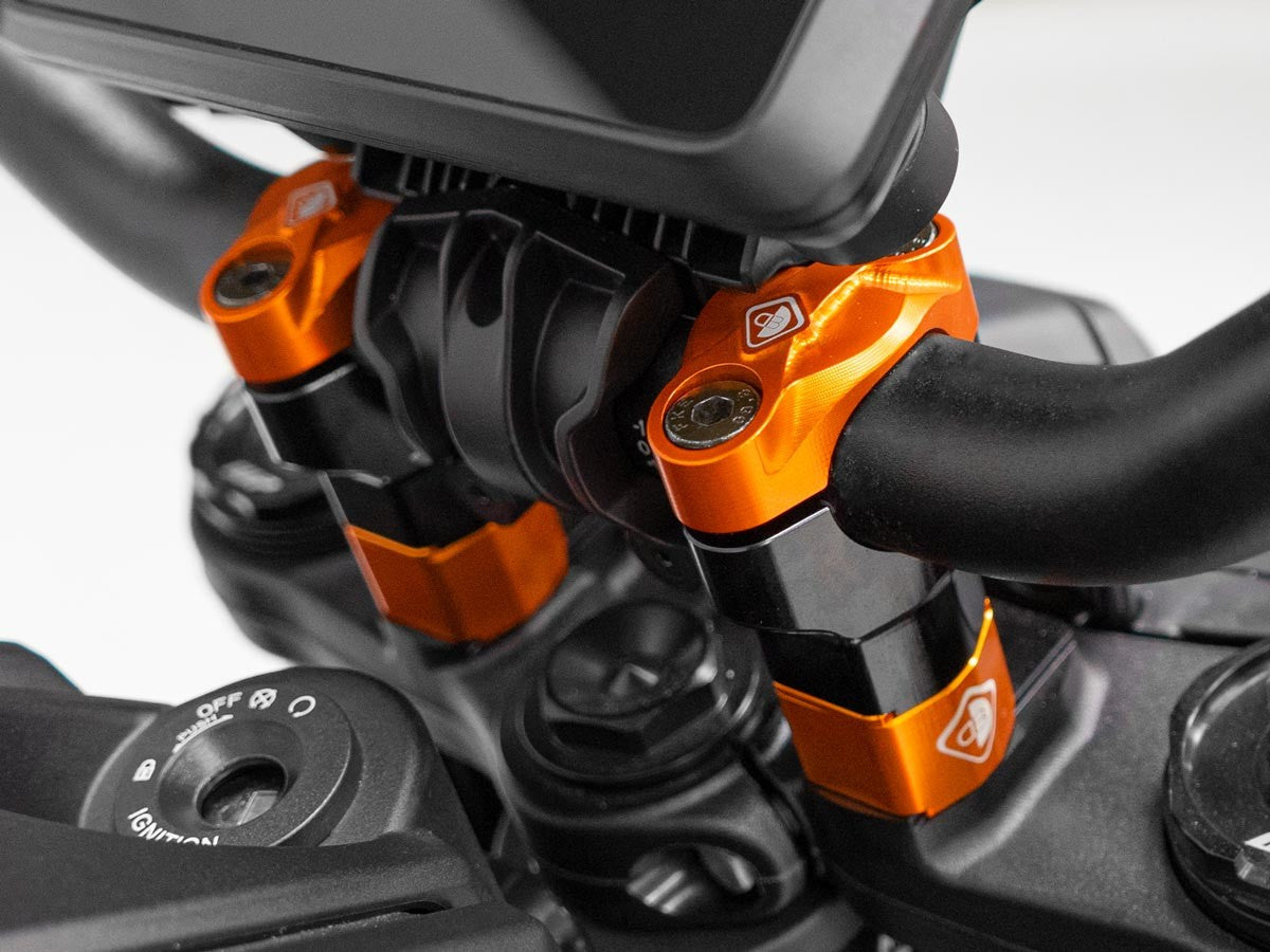 BM21 - DUCABIKE KTM 790 / 890 / 990 Duke Handlebar Clamps – Accessories in the Motoraider Motorcycle Aftermarket Accessories and Parts Online Shop