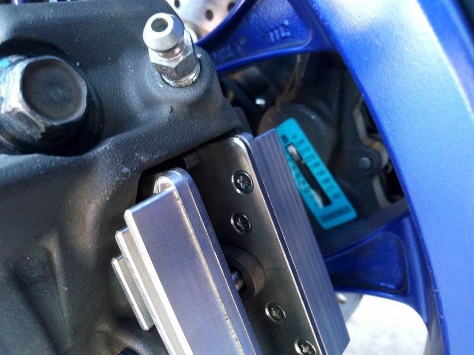 BPR02 - PERFORMANCE TECHNOLOGY Yamaha Brake Plate Radiator – Accessories in the Motoraider Motorcycle Aftermarket Accessories and Parts Online Shop