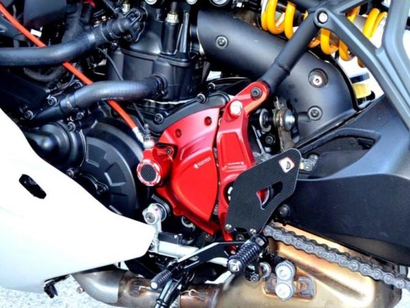 CP08 - DUCABIKE Ducati Monster / SuperSport Sprocket Cover – Accessories in the Motoraider Motorcycle Aftermarket Accessories and Parts Online Shop