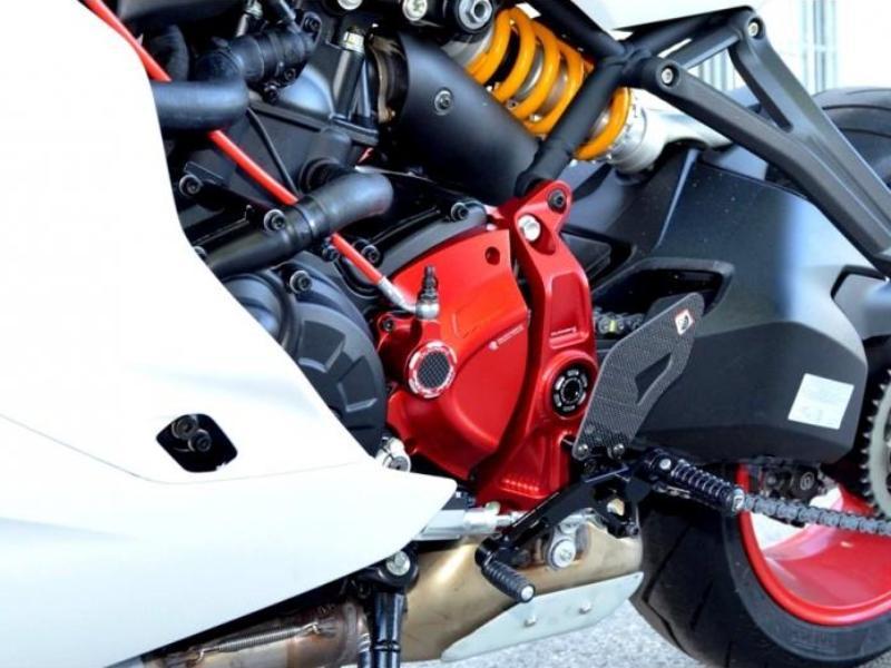 CP08 - DUCABIKE Ducati Monster / SuperSport Sprocket Cover – Accessories in the Motoraider Motorcycle Aftermarket Accessories and Parts Online Shop