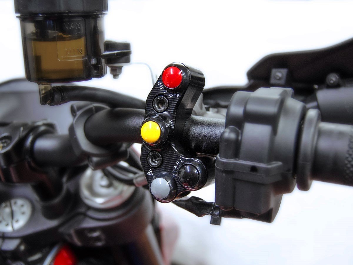 CPPI14 - DUCABIKE Ducati Brake Pump Bracket with Integrated Buttons (Brembo Radial/RCS) – Accessories in the Motoraider Motorcycle Aftermarket Accessories and Parts Online Shop