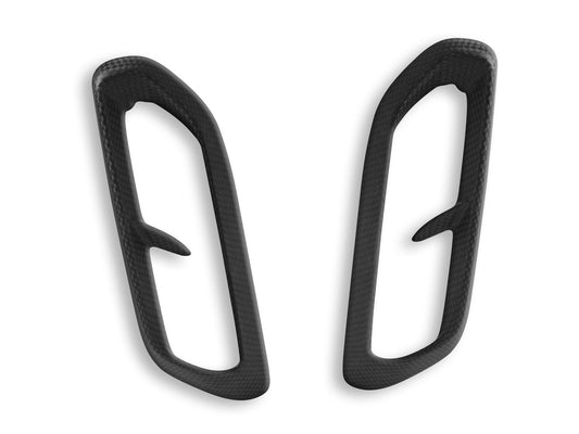 CRB103 - DUCABIKE Ducati Diavel V4 (2023+) Carbon Fairing Side Panels – Accessories in the Motoraider Motorcycle Aftermarket Accessories and Parts Online Shop