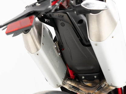 CRB159O - DUCABIKE Ducati Hypermotard 698 Mono / RVE (2024+) Carbon Underseat Panel – Accessories in the Motoraider Motorcycle Aftermarket Accessories and Parts Online Shop