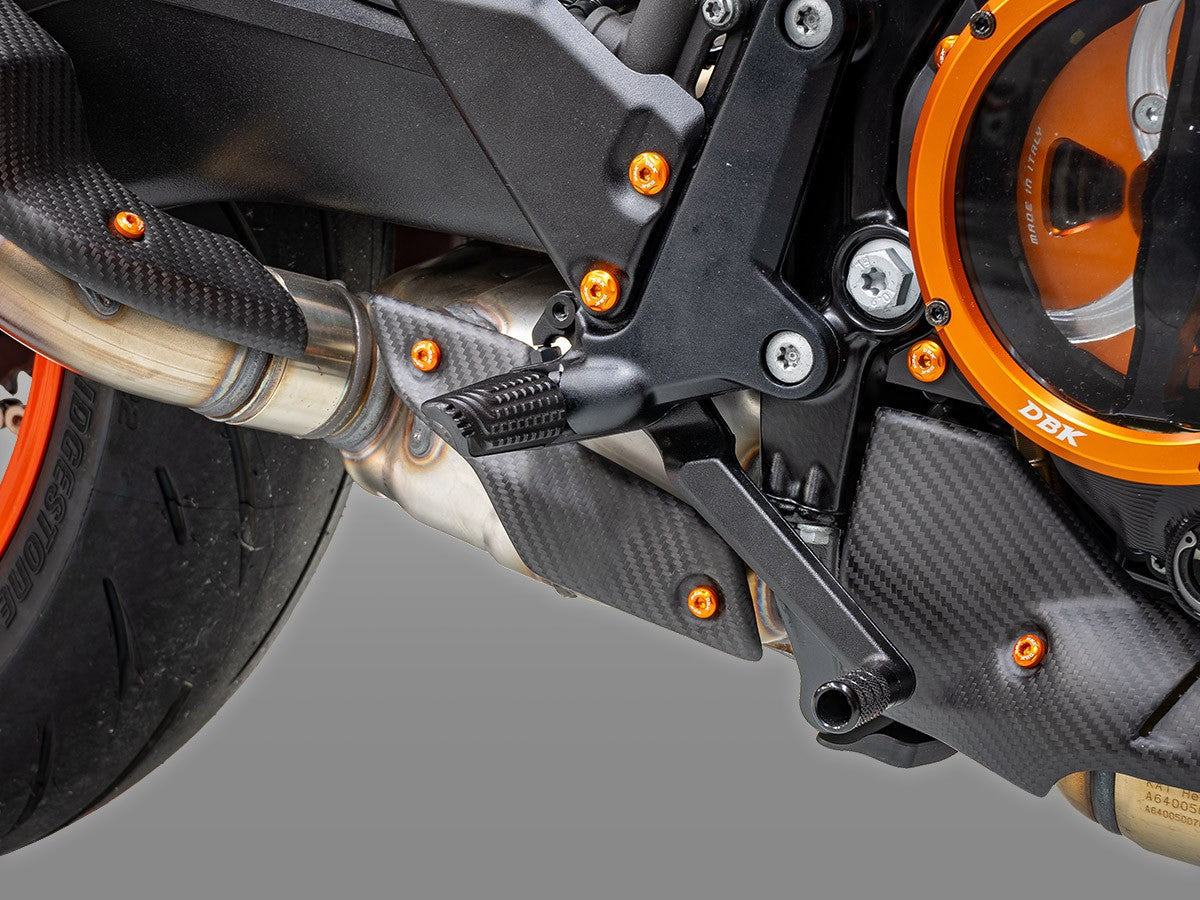 CRB190 - DBK KTM 990 DUKE / R (2024+) Carbon Exhaust Cover – Accessories in the Motoraider Motorcycle Aftermarket Accessories and Parts Online Shop