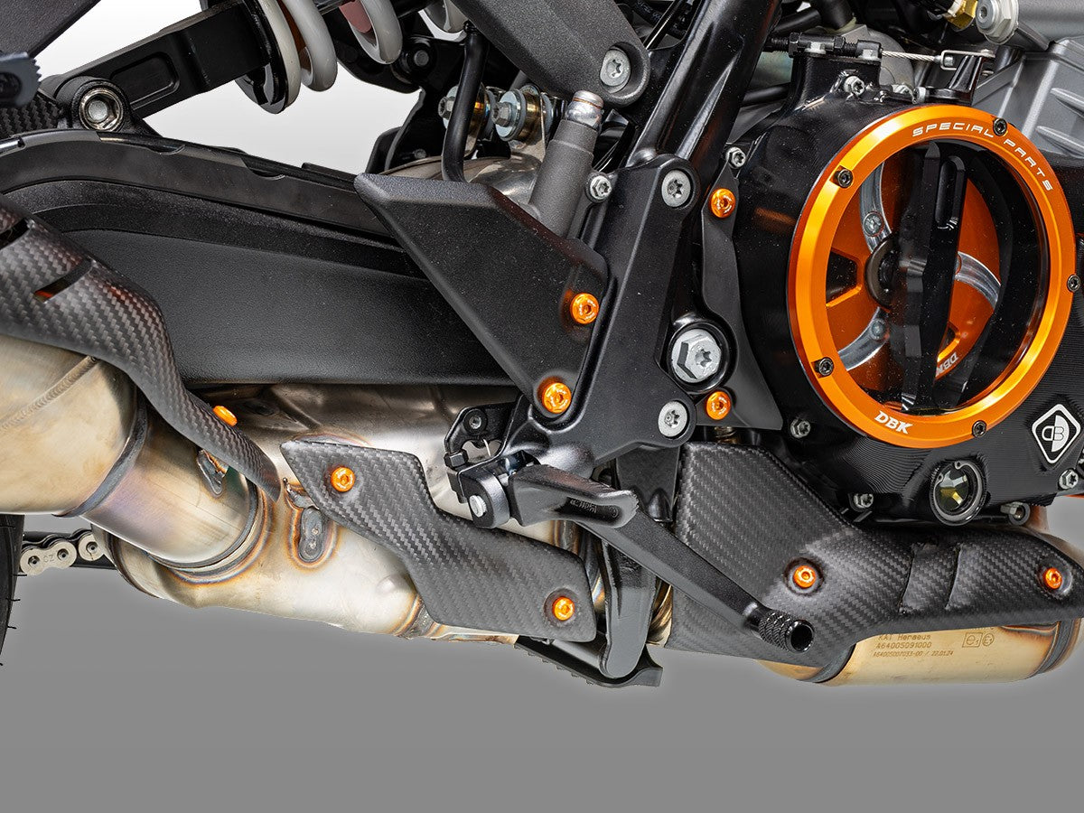 CRB190 - DBK KTM 990 DUKE / R (2024+) Carbon Exhaust Cover – Accessories in the Motoraider Motorcycle Aftermarket Accessories and Parts Online Shop