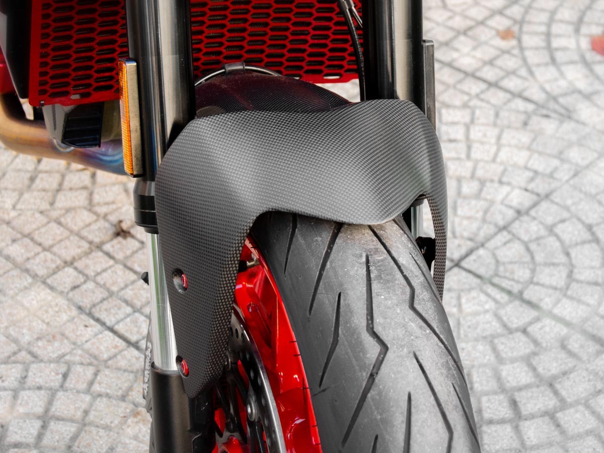 CRB21O - DUCABIKE Ducati Monster 950 (2021+) Carbon Front Fender – Accessories in the Motoraider Motorcycle Aftermarket Accessories and Parts Online Shop