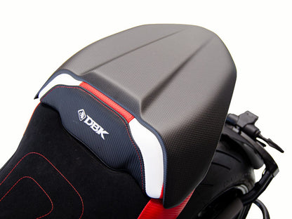 CRB74O - DUCABIKE Ducati Diavel V4 (2023+) Carbon Passenger Seat Cover – Accessories in the Motoraider Motorcycle Aftermarket Accessories and Parts Online Shop