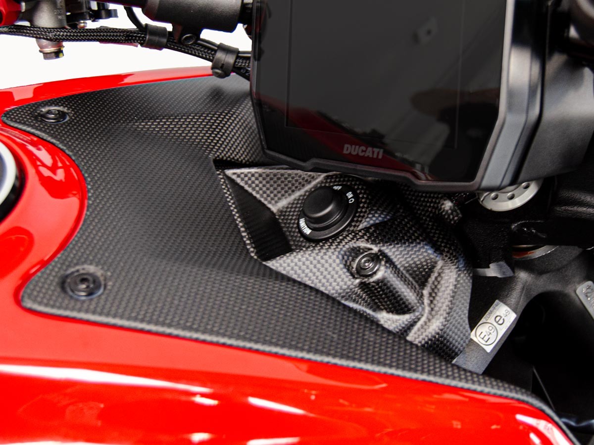 CRB78O - DUCABIKE Ducati Diavel V4 (2023+) Carbon Ignition Switch Cover – Accessories in the Motoraider Motorcycle Aftermarket Accessories and Parts Online Shop