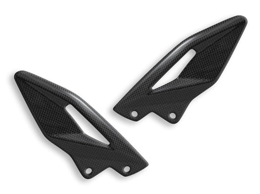 CRB90L - DBK Triumph Street Triple 765 S / R / RS (2017+) Glossy Carbon Heel Guards – Accessories in the Motoraider Motorcycle Aftermarket Accessories and Parts Online Shop