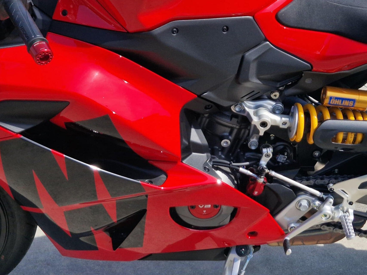 CF267B - CNC RACING Ducati Multistrada / Panigale (2025+) Timing Inspection Cover – Accessories in the Motoraider Motorcycle Aftermarket Accessories and Parts Online Shop