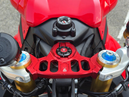 PST24 - CNC RACING Ducati Panigale V2 (2025+) Triple Clamps Top Yoke – Accessories in the Motoraider Motorcycle Aftermarket Accessories and Parts Online Shop