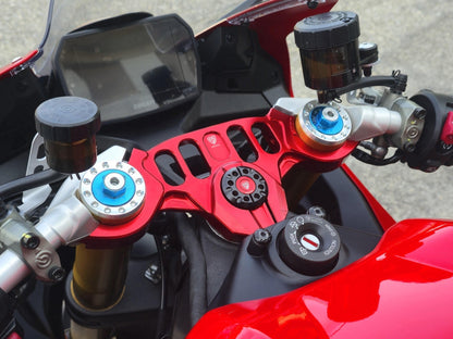 PST24 - CNC RACING Ducati Panigale V2 (2025+) Triple Clamps Top Yoke – Accessories in the Motoraider Motorcycle Aftermarket Accessories and Parts Online Shop