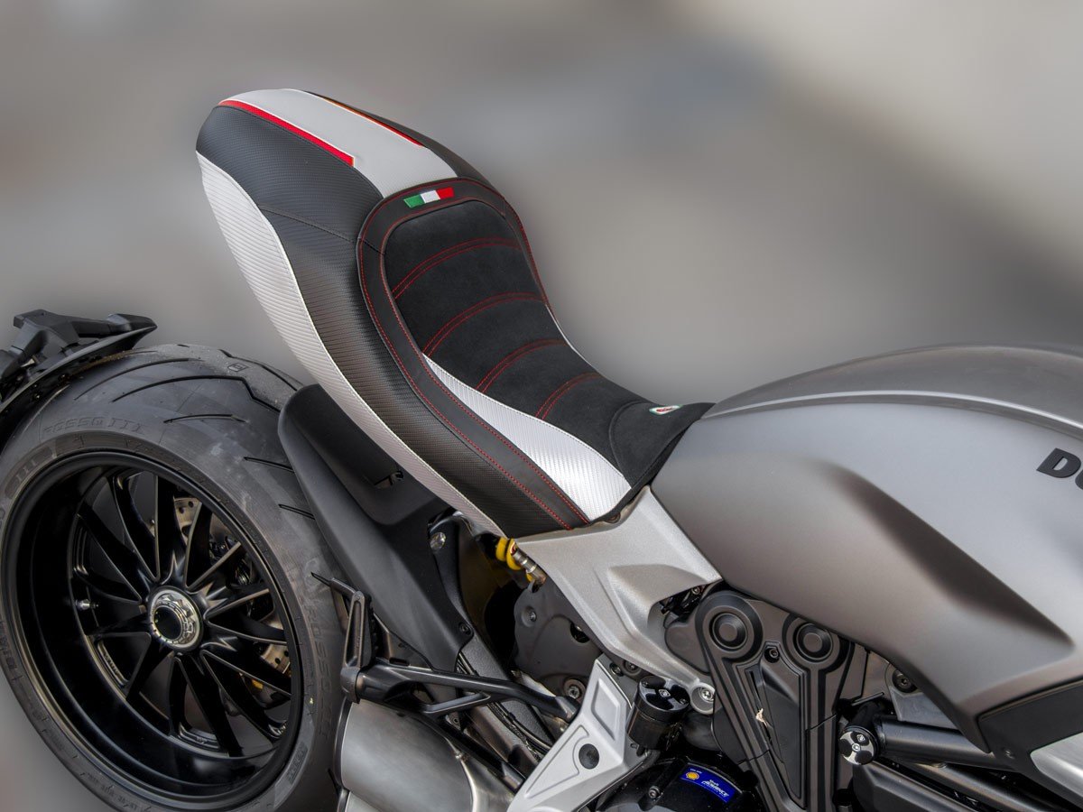 CSDVC02 - DUCABIKE Ducati Diavel 1260 Comfort Seat Cover – Accessories in the Motoraider Motorcycle Aftermarket Accessories and Parts Online Shop