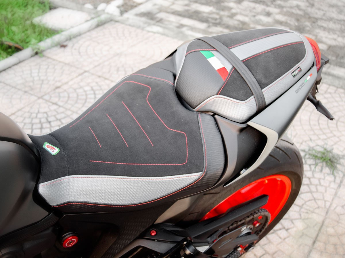 CSM9C01 - DUCABIKE Ducati Monster 950 (2021+) Comfort Seat Cover – Accessories in the Motoraider Motorcycle Aftermarket Accessories and Parts Online Shop