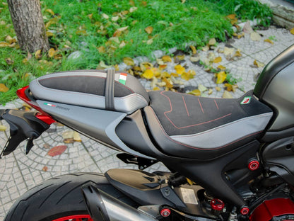CSM9C01 - DUCABIKE Ducati Monster 950 (2021+) Comfort Seat Cover – Accessories in the Motoraider Motorcycle Aftermarket Accessories and Parts Online Shop