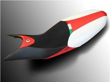 CSHM01 - DUCABIKE Ducati Hypermotard 821/939 Comfort Seat Cover – Accessories in the Motoraider Motorcycle Aftermarket Accessories and Parts Online Shop