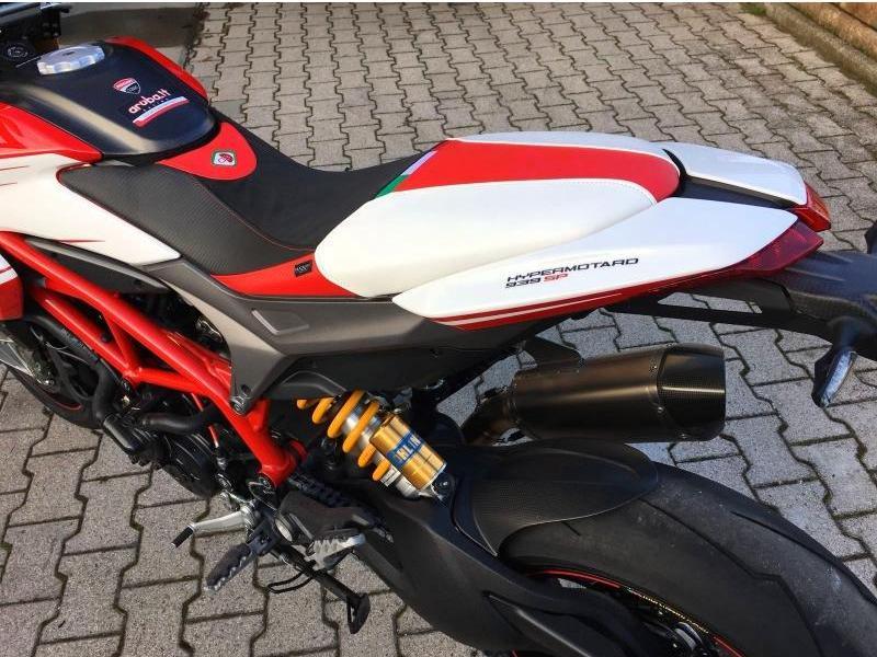CSHM01 - DUCABIKE Ducati Hypermotard 821/939 Comfort Seat Cover – Accessories in the Motoraider Motorcycle Aftermarket Accessories and Parts Online Shop