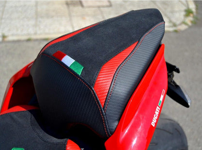 CSV4P01 - DUCABIKE Ducati Panigale V4 / V2 / Streetfighter (18/24) Seat Cover (passenger) – Accessories in the Motoraider Motorcycle Aftermarket Accessories and Parts Online Shop
