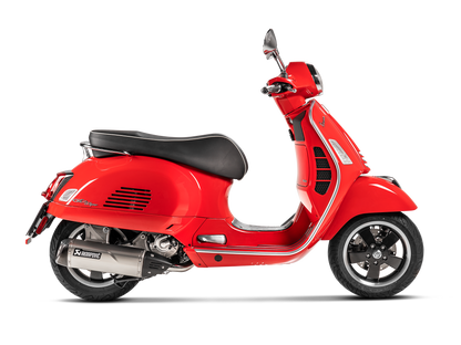 AKRAPOVIC P-HSVE3SO1 Vespa GTS 125 / 250 / 300 Heat Shield (carbon) – Accessories in the 2WheelsHero Motorcycle Aftermarket Accessories and Parts Online Shop