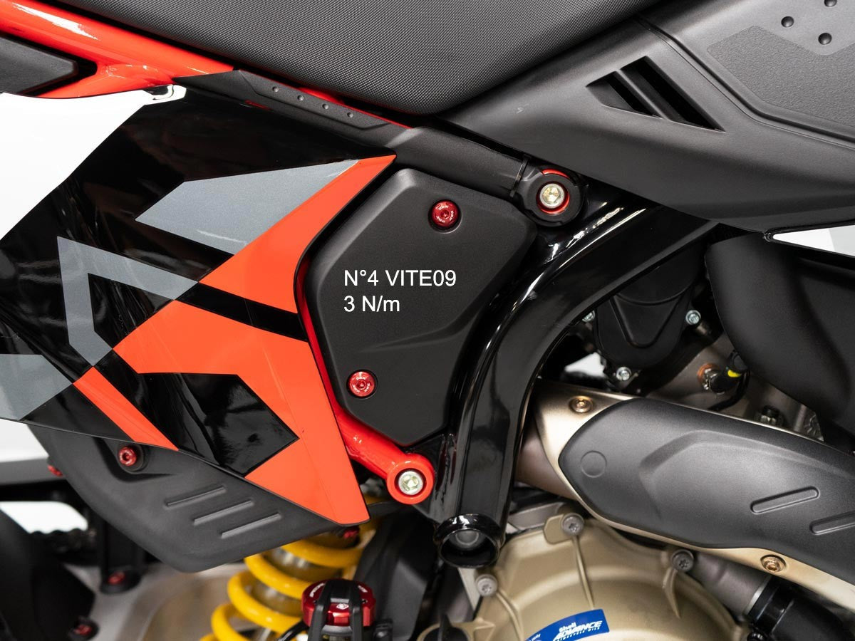 KVT80 - DBK Ducati Hypermotard 698 Mono / RVE (2024+) Frame Panels Screw Kit – Accessories in the Motoraider Motorcycle Aftermarket Accessories and Parts Online Shop