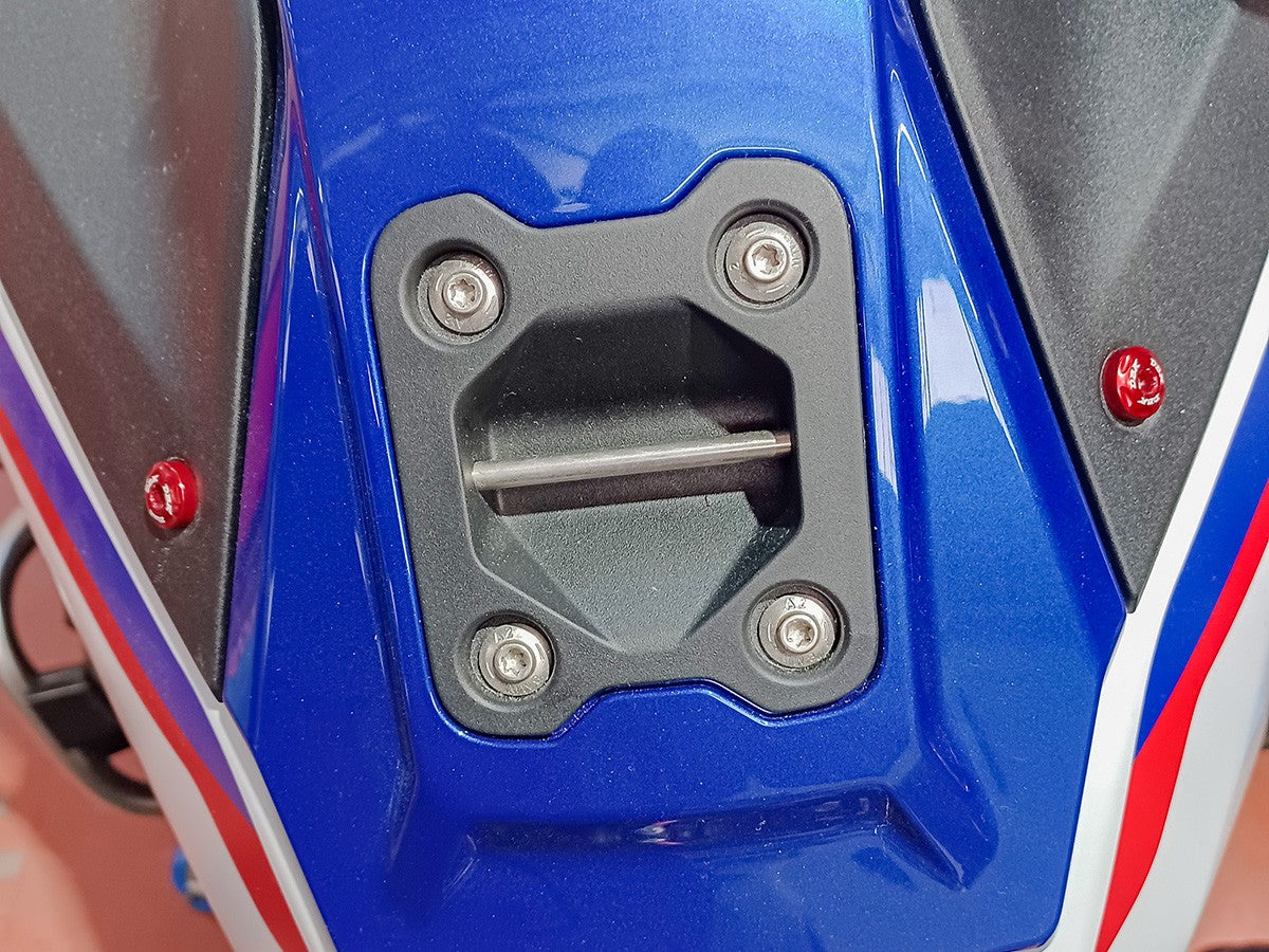 KVT93 - DBK BMW R1300GS Adventure (2024+) Tank Cover Upper Screws Kit – Accessories in the Motoraider Motorcycle Aftermarket Accessories and Parts Online Shop