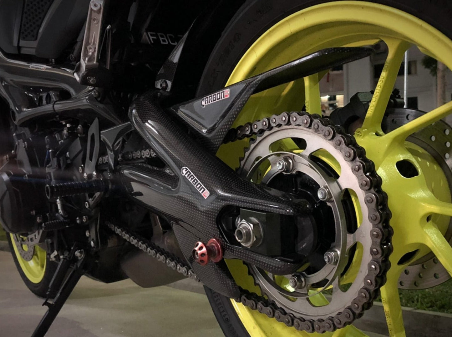 CARBON2RACE Yamaha XSR900 (16/21) Carbon Chain Cover – Accessories in the 2WheelsHero Motorcycle Aftermarket Accessories and Parts Online Shop