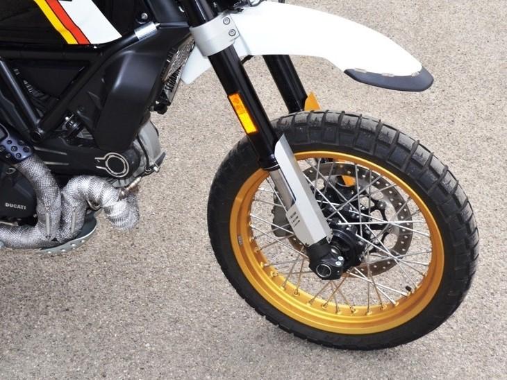 PAR01 - DUCABIKE Ducati Scrambler Desert Sled Fork Protection – Accessories in the Motoraider Motorcycle Aftermarket Accessories and Parts Online Shop