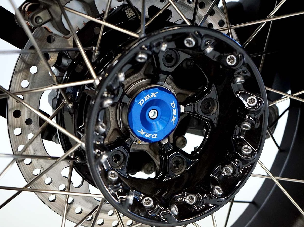 PMR01 - DUCABIKE BMW R1300GS (2024+) Wheel Hub Protection Kit – Accessories in the Motoraider Motorcycle Aftermarket Accessories and Parts Online Shop