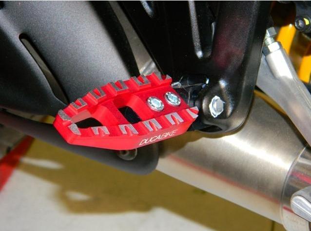 PPDV01 - DUCABIKE Ducati Adjustable Footpegs (pilot) – Accessories in the Motoraider Motorcycle Aftermarket Accessories and Parts Online Shop