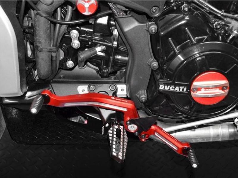PPDV04 - DUCABIKE Ducati XDiavel Footpegs (pilot) – Accessories in the Motoraider Motorcycle Aftermarket Accessories and Parts Online Shop