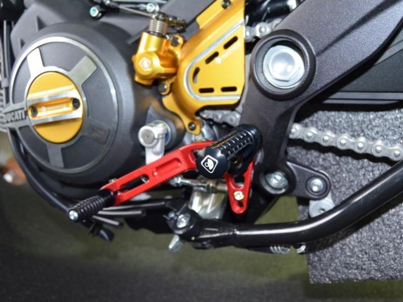 PPSCRA02 - DUCABIKE Ducati Scrambler / Monster 797 Adjustable Footpegs (pilot) – Accessories in the Motoraider Motorcycle Aftermarket Accessories and Parts Online Shop
